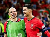 爱游戏app-葡萄牙球队后卫在定位球中打入进球，帮助球队领先比分的简单介绍