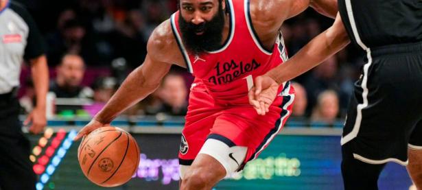 爱游戏官方登录入口-魔术战胜篮网，结束连败局面(20210117魔术vs篮网)