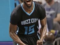 爱游戏官方登录入口-黄蜂队签下新秀球员，引发球迷热议