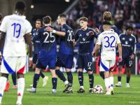 爱游戏官方入口-切尔西遗憾出局，球迷垂泪告别(切尔西right to play)