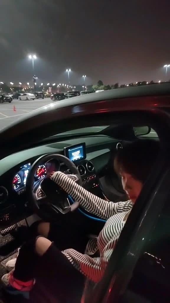 爱游戏登录-球员生活点滴曝光，引发粉丝热议(球员生活点滴曝光,引发粉丝热议的原因)