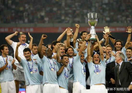 马赛队客场遭遇惨败,无缘欧联杯四强 马赛队客场遭遇惨败,无缘欧联杯四强