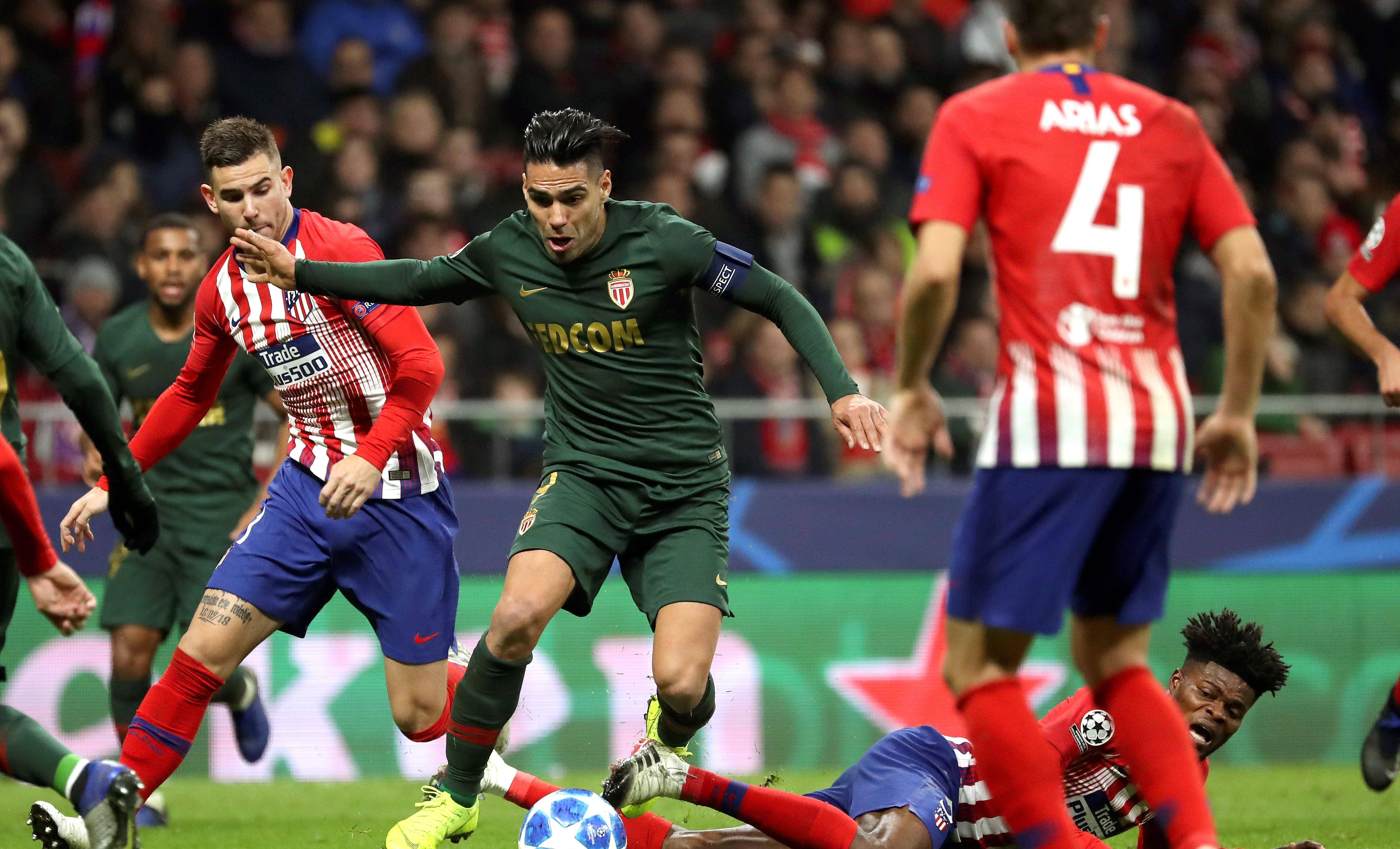 欧洲队伍惊险获胜，晋级决赛