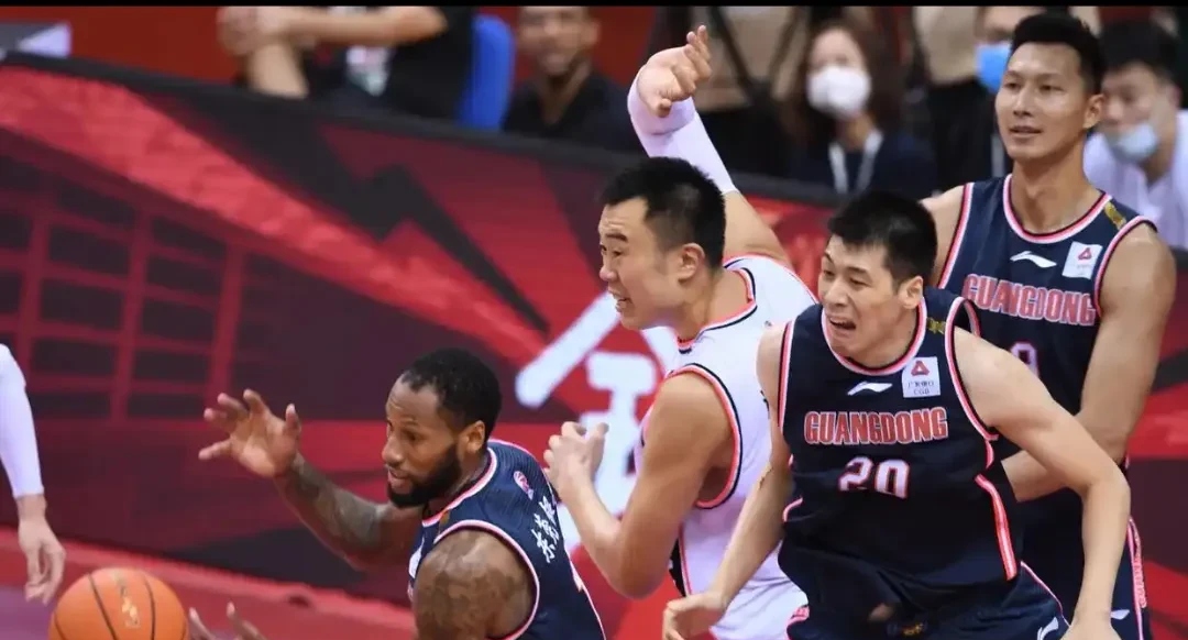 包含北京北汽男篮连胜收官，高层表态冲击总冠军的词条