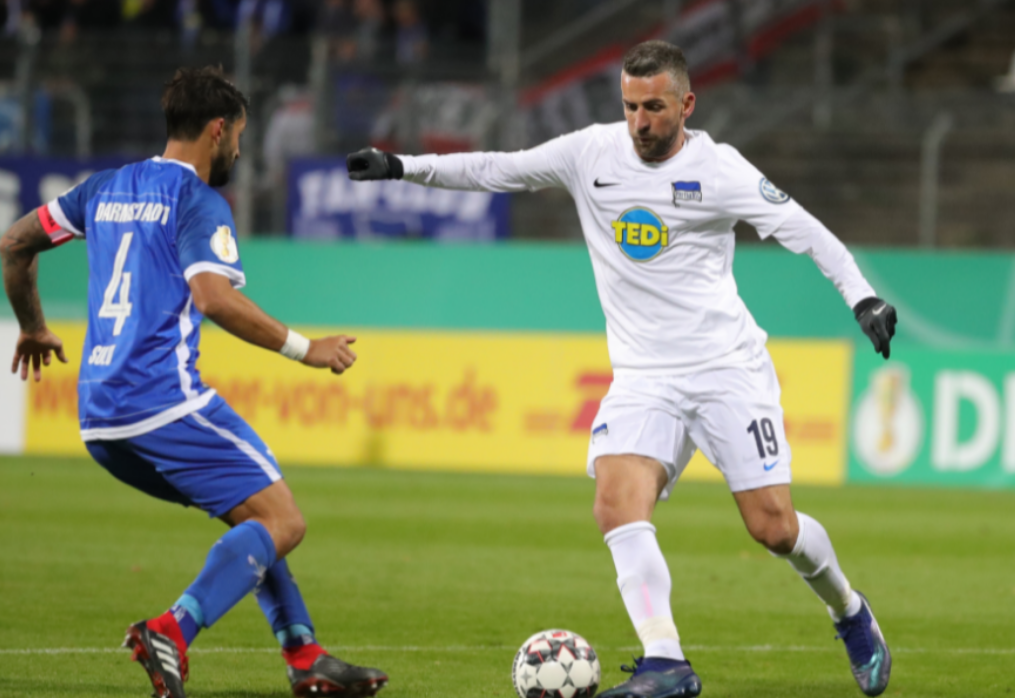 关于柏林赫塔继续保持不败战绩，实现完美表现的信息