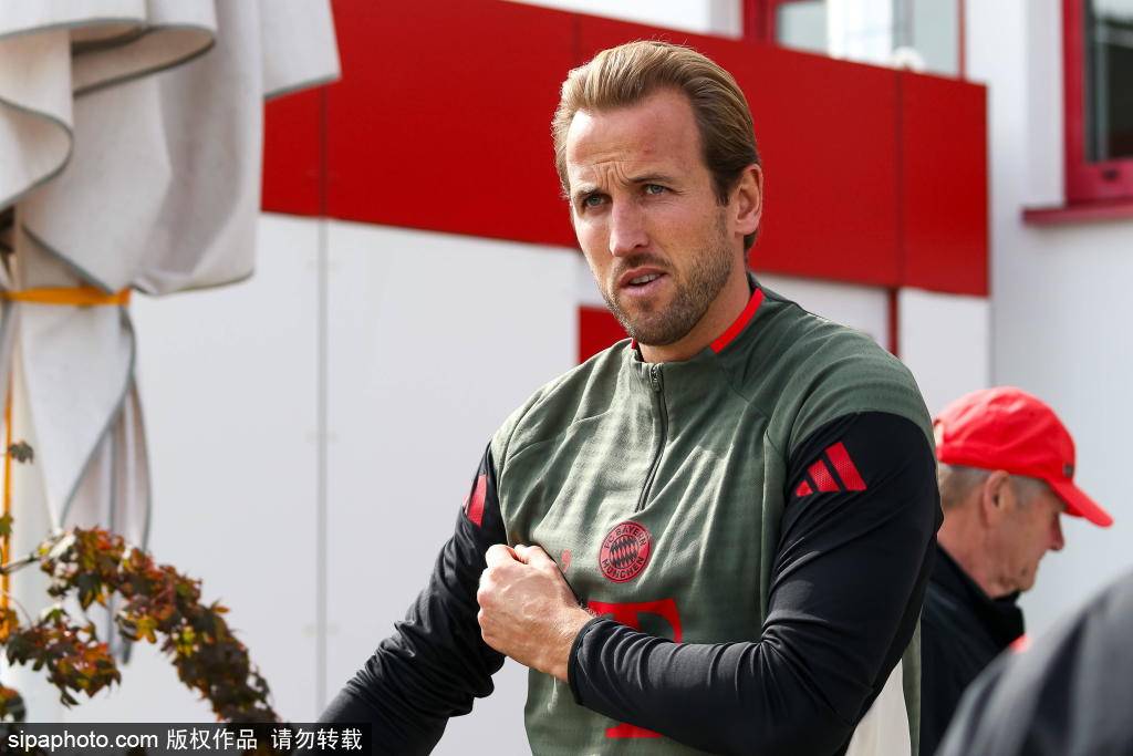 拜仁慕尼黑中场因伤缺席,球队控球能力受损的简单介绍 拜仁慕尼黑中场因伤缺席,球队控球能力受损的简单介绍