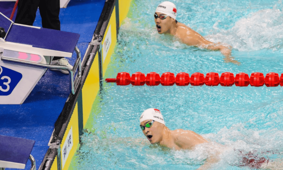 比利时游泳选手刷新自己纪录