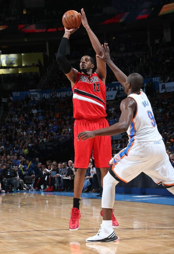 太阳击败小牛，保罗25分领队赢球