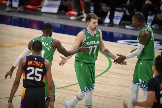 太阳击败小牛，保罗25分领队赢球