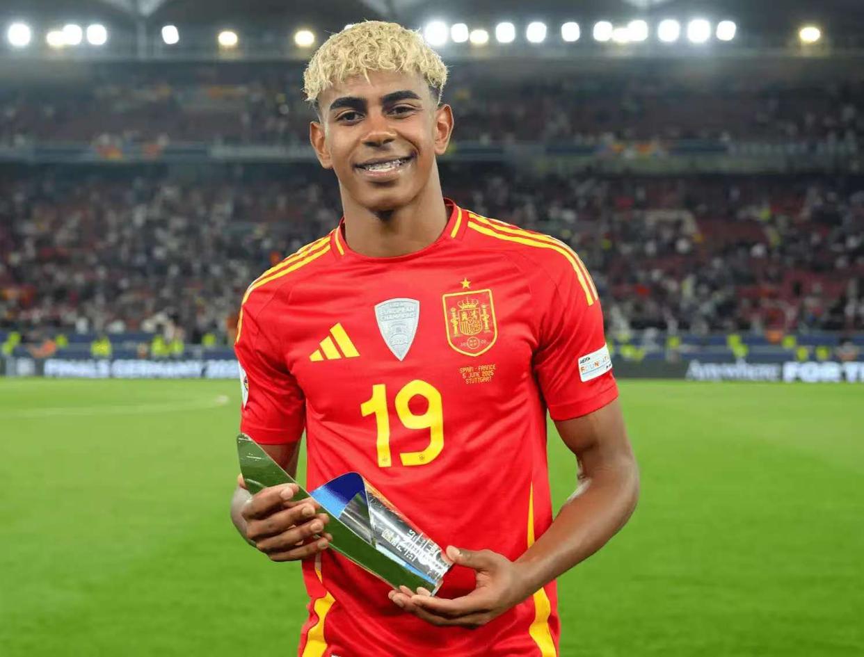 关于瑞典国家队欧预赛状态神勇，自信满满的信息