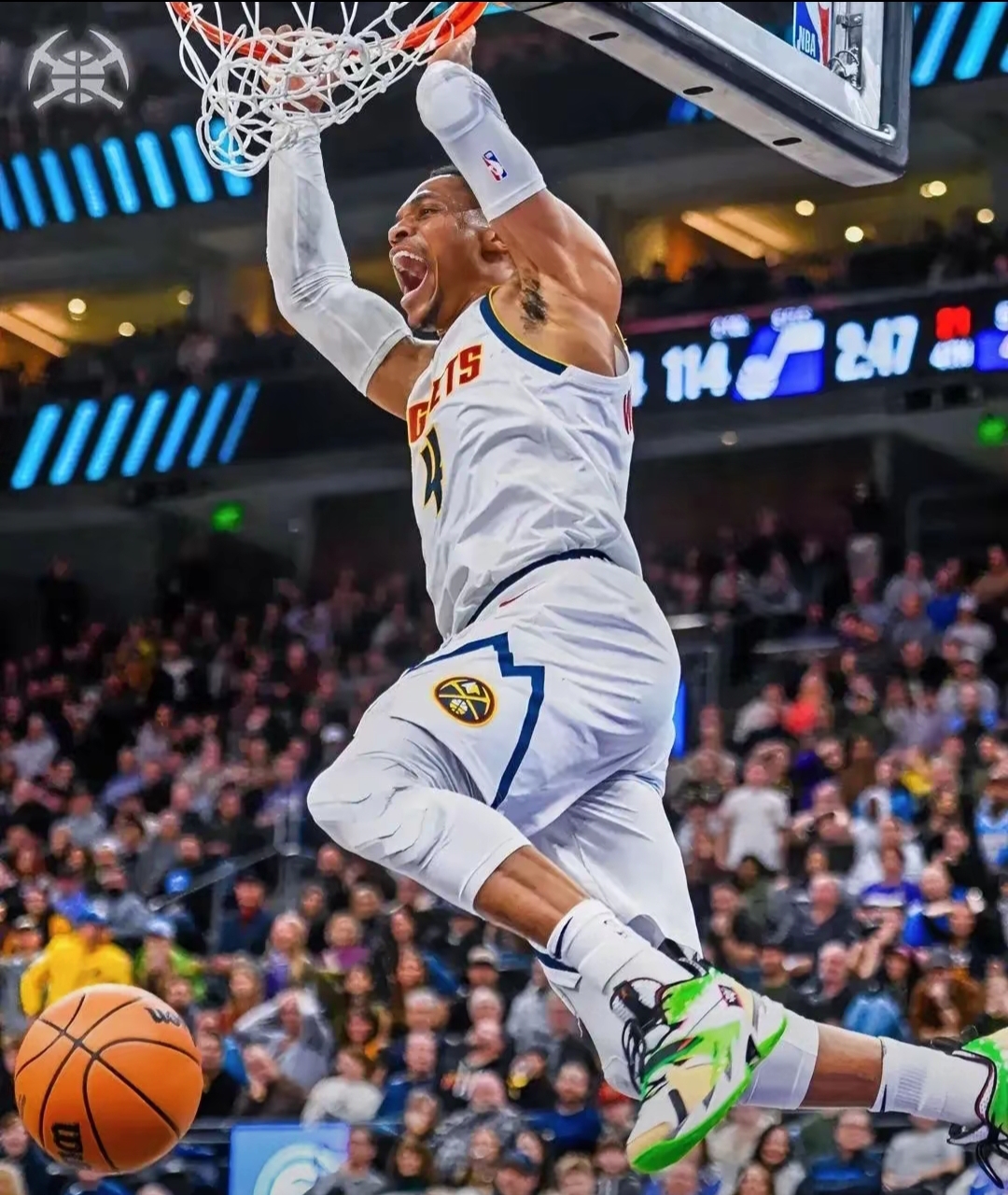 火箭力克黄蜂,威少轰下全场最高分 火箭力克黄蜂,威少轰下全场最高分