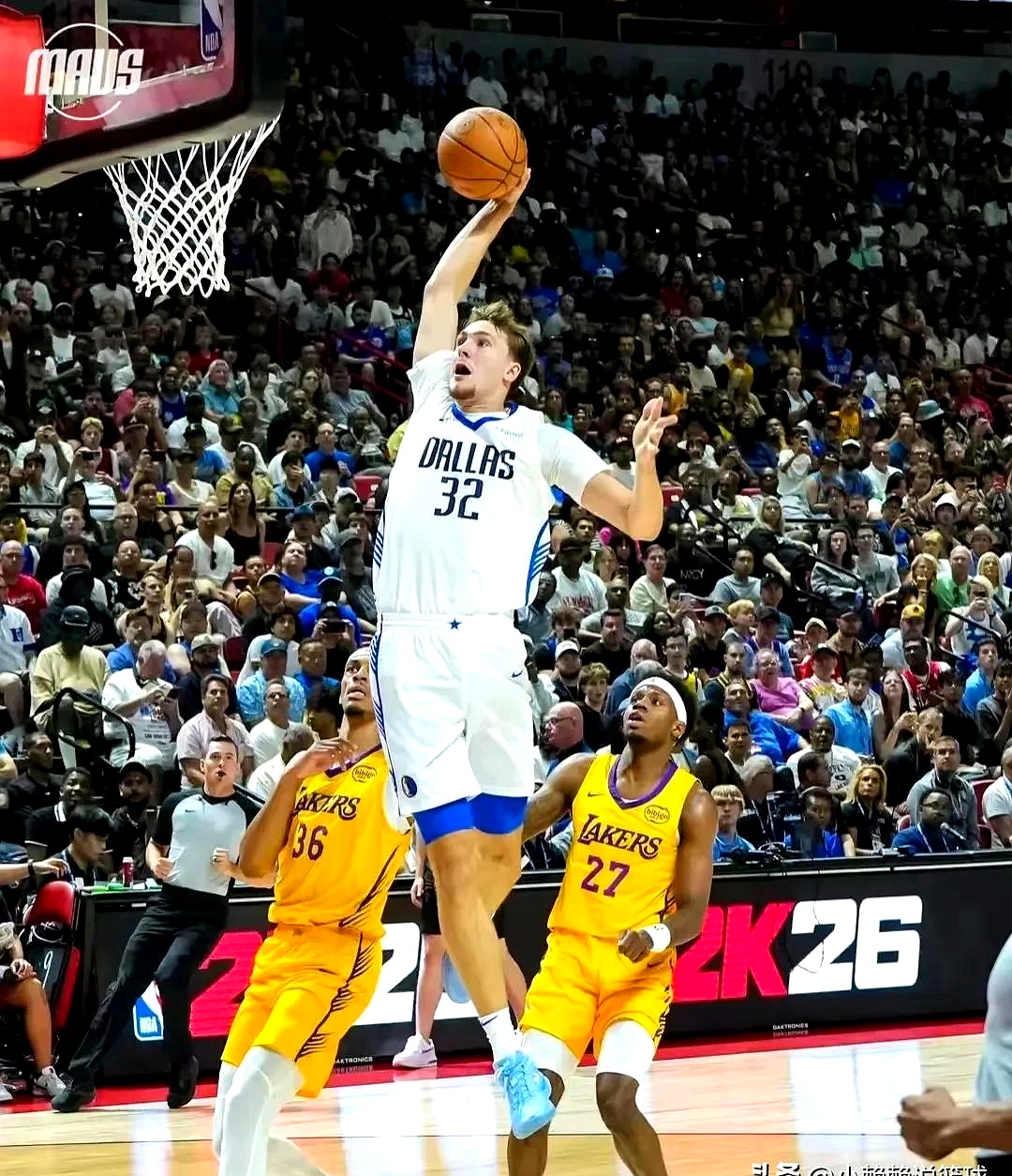 关键时刻球员在比赛中决胜一击 关键时刻球员在比赛中决胜一击