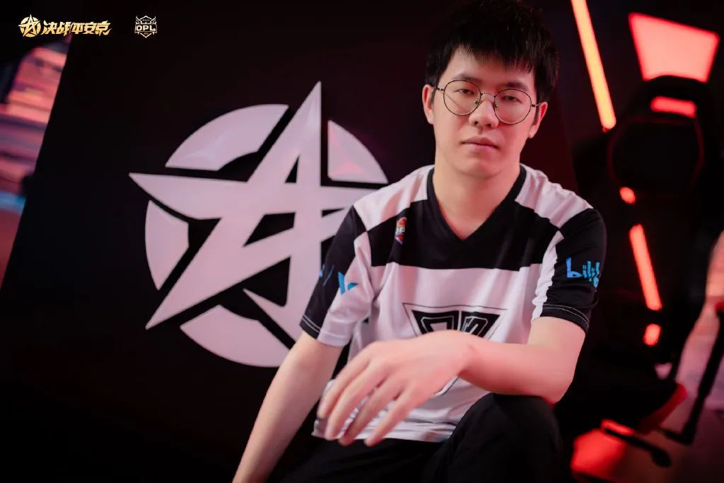 刚果选手成功晋级,决战冠军 刚果选手成功晋级,决战冠军